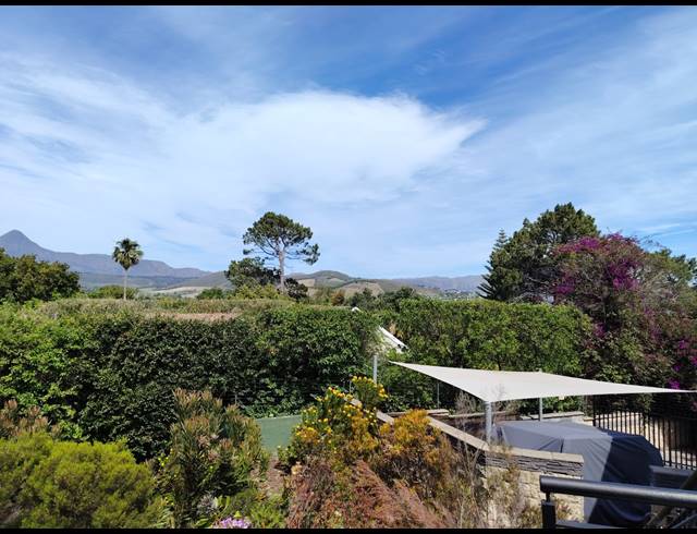 3 BEDROOM HOUSE FOR SALE IN HELDERRAND